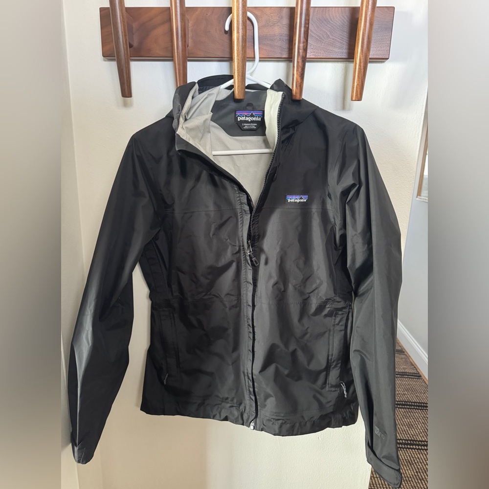 Patagonia Torrentshell Rain Jacket, size S, Black